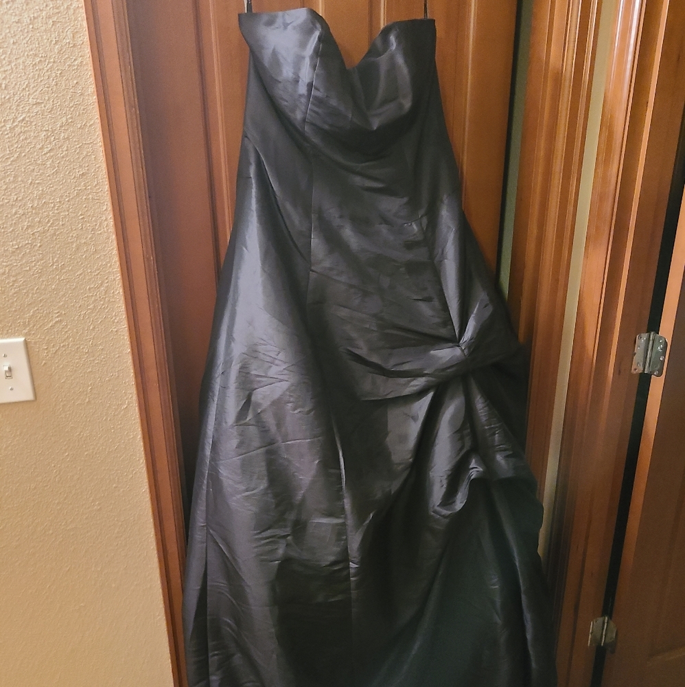 Black alfred angelo ball gown